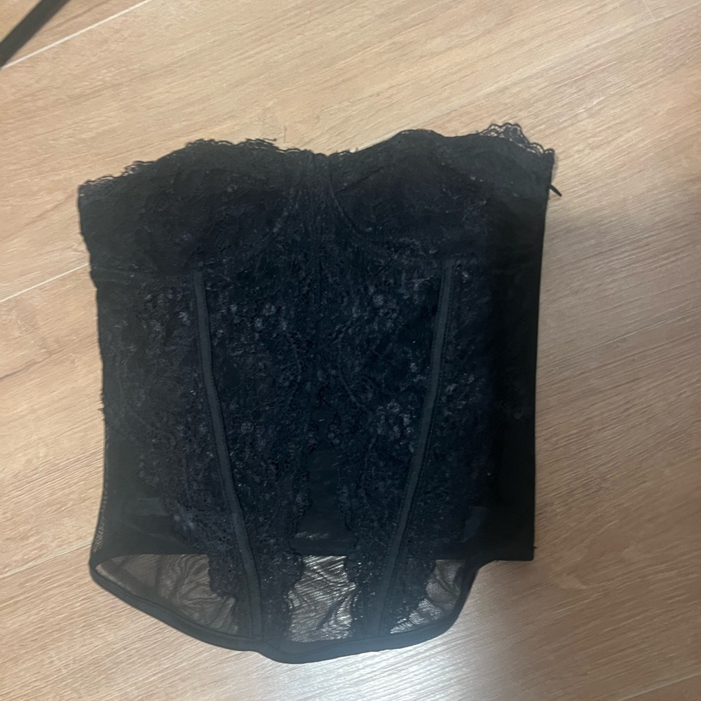 I.AM.GIA Black Lace Detail Top